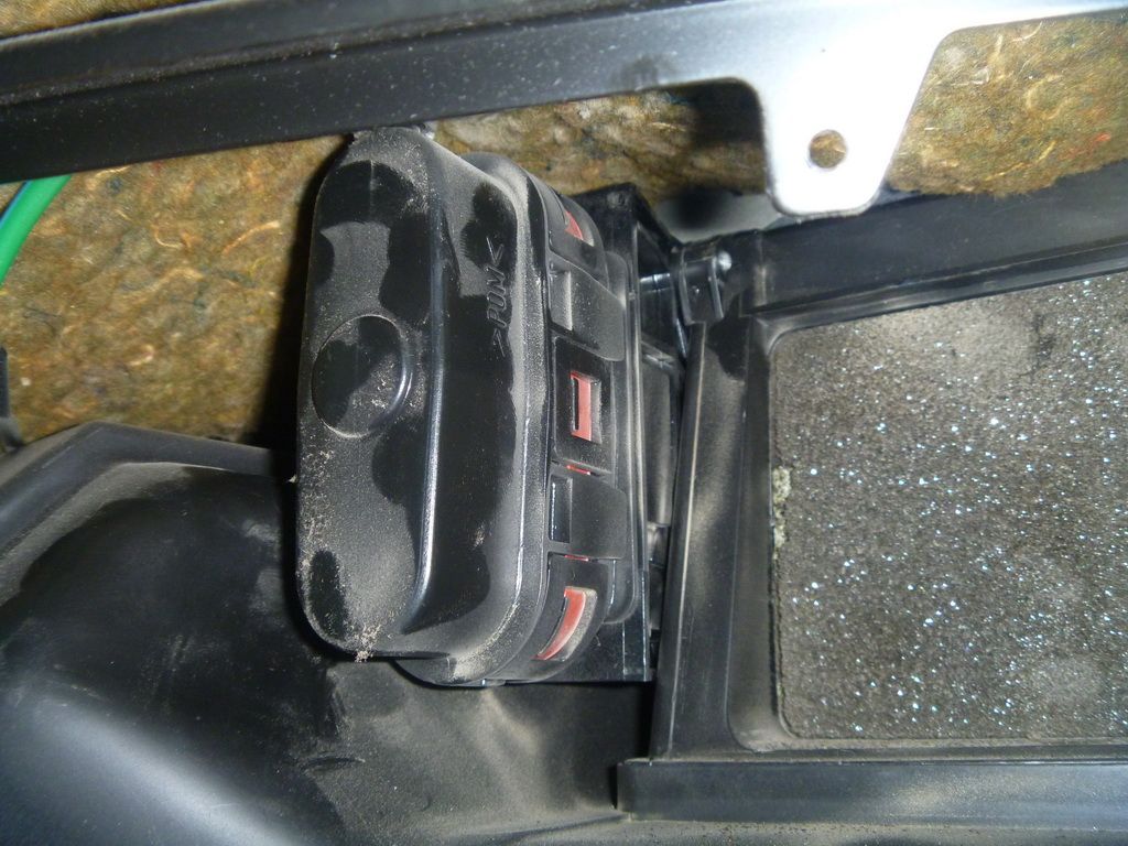 Air recirculation/flap/inside/outside the cabin air problem Mercedes Benz SLK Forum